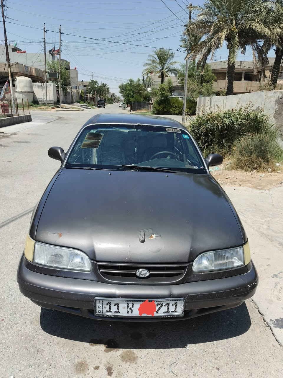 السلام وعليكم 
سوناتا تو موديل 1994 رقم بغداد مشروع وطني  بأسمي محرك 2000 المرغوب تبريد وتدفئة شغال السعر 40 وبيها مجال بسيط
***********
