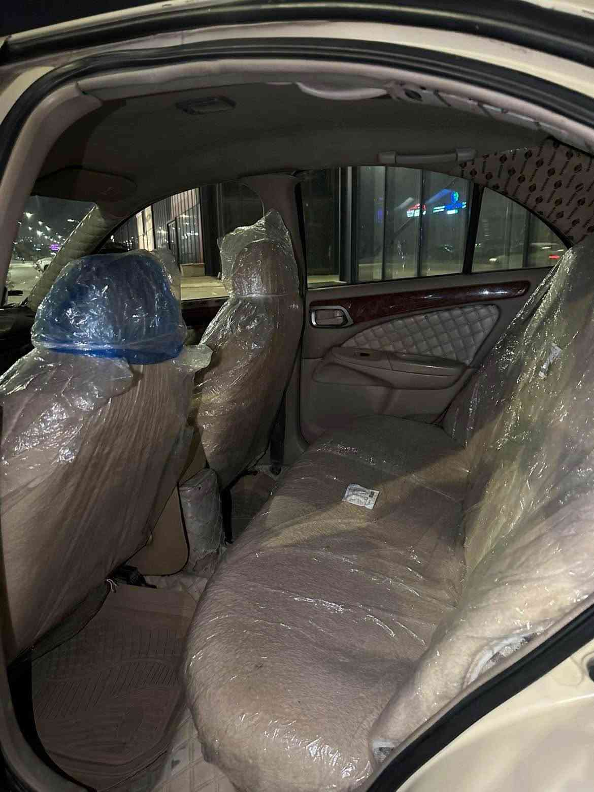 سەنی ٢٠٠٩ بۆ فرۆشتن گێڕو مەکینەو تەقەو ڕەقەی بەشەرتی فیتەر تەبرید ساردو گەرم مەزبوت ئیش ئەکات کارەبای هەموو گیانی ئیش ئەکات تاقمێک تایەی مەزبوتی لەژێرایە پێشی کامل داگیراوە یەک نوقسانی تیانەماوە سەنەوی بەسەر چوە دوای قرچێکی بەسیتی هەیە شایەنی باس نییە سعری ١٠٣ گەڵاو معامەلەیە لە سلێمانیم
سەیارەکە هی من یە ئەوە ژمارەی خاوەنیەتی ژ.م*********** شربازهير, السليمانية

