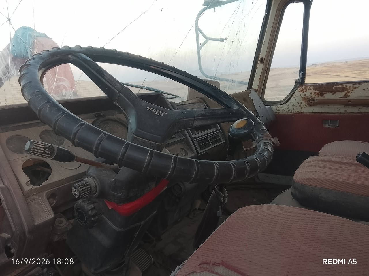 سياره لبيع هينو رقم بغداد  المكان  قضاء شيخان  قرية جرغان
***********

نص مكتوب في الصور:
- 16/9/2026 18:07
- REDMI A5
- 16/9/2026 18:07 REDMI A5
- 16/9/2026 18:08 REDMI A5