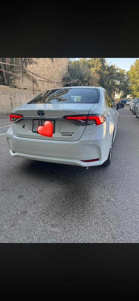للبيع كورلا هايبرد شكل الخليجي موديل ٢٠٢٢ الوجبه الاولى علامه زركه السياره جاهزه رقم بغداد الجديد بأسمي مواصفاتها

رادار امامي 
بصمه
دخول ذكي
فتحه سقف
تبريد قطعتين
شاشه + كامره خلفيه دواره
تثبيت سرعه
تحديد مسار
تحكمات  
ترحيب عند الاقتراب
وباقي المواصفات مال كورلا معروفه
السياره بيها قطعتين صبغ فقط وباقي تفاصيلها بلسونار منشور مكاني بغداد الرصافه عارضها ١٢٨$ وبيها مجال بسيط  
 هذا رقمي بي واتساب او اتصال   ***********

