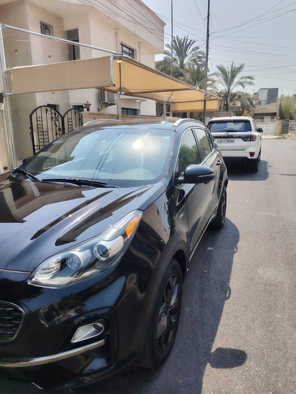 السلام عليكم
كيا سبورتج موديل ٢١ وارد حادث بسيط جدا
 جاملغ خلفي بدون تبديل
 السيارة بجم كبس شركة مواصفات Ex
 تحكمات ستيرن فور ويل درايف
 رادار ٣٦٠ درجة
ماشية ٤٢ الف 
 كشنات جلد تدفئة وبيها بعد مواصفات
السيارة ممبدل بيها اي قطعه والسياره جديده بمعنى الكلمه
رقم اربيل 
للاتصال على الهاتف ***********
أ. مازن
