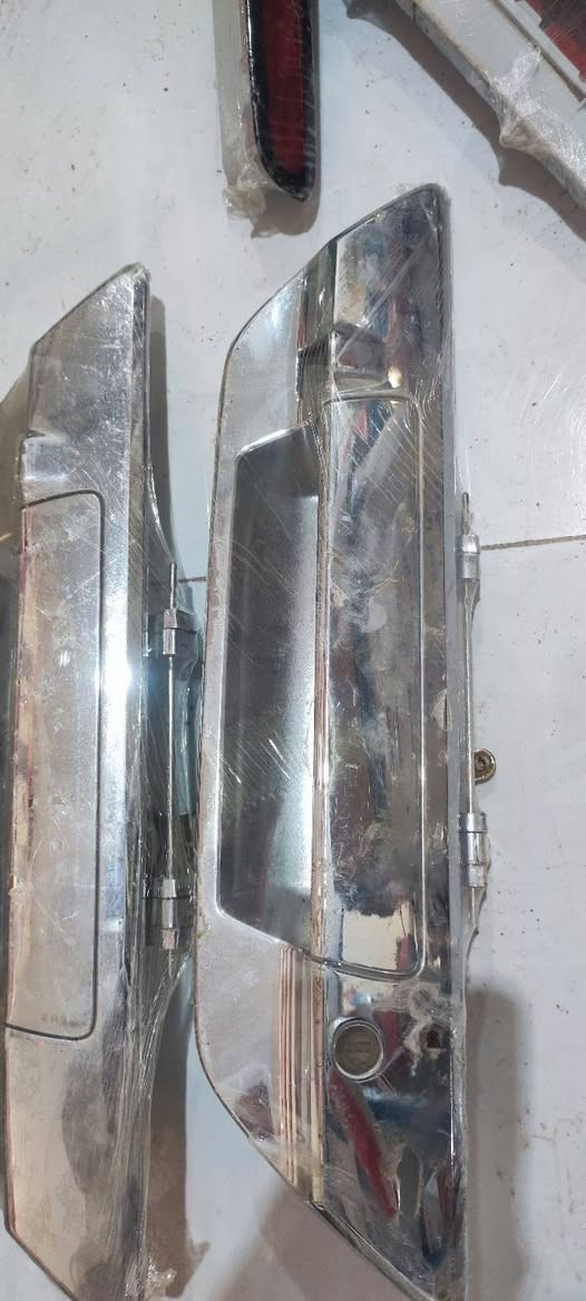 بگ لايت بيك اب فلونزا فور ويل موديل 17و18 گلوب + يدات باب بدي خلفي كاميرا وبدون كاميرا  + لد باب بدي خلفي يوجد توصيل ***********
