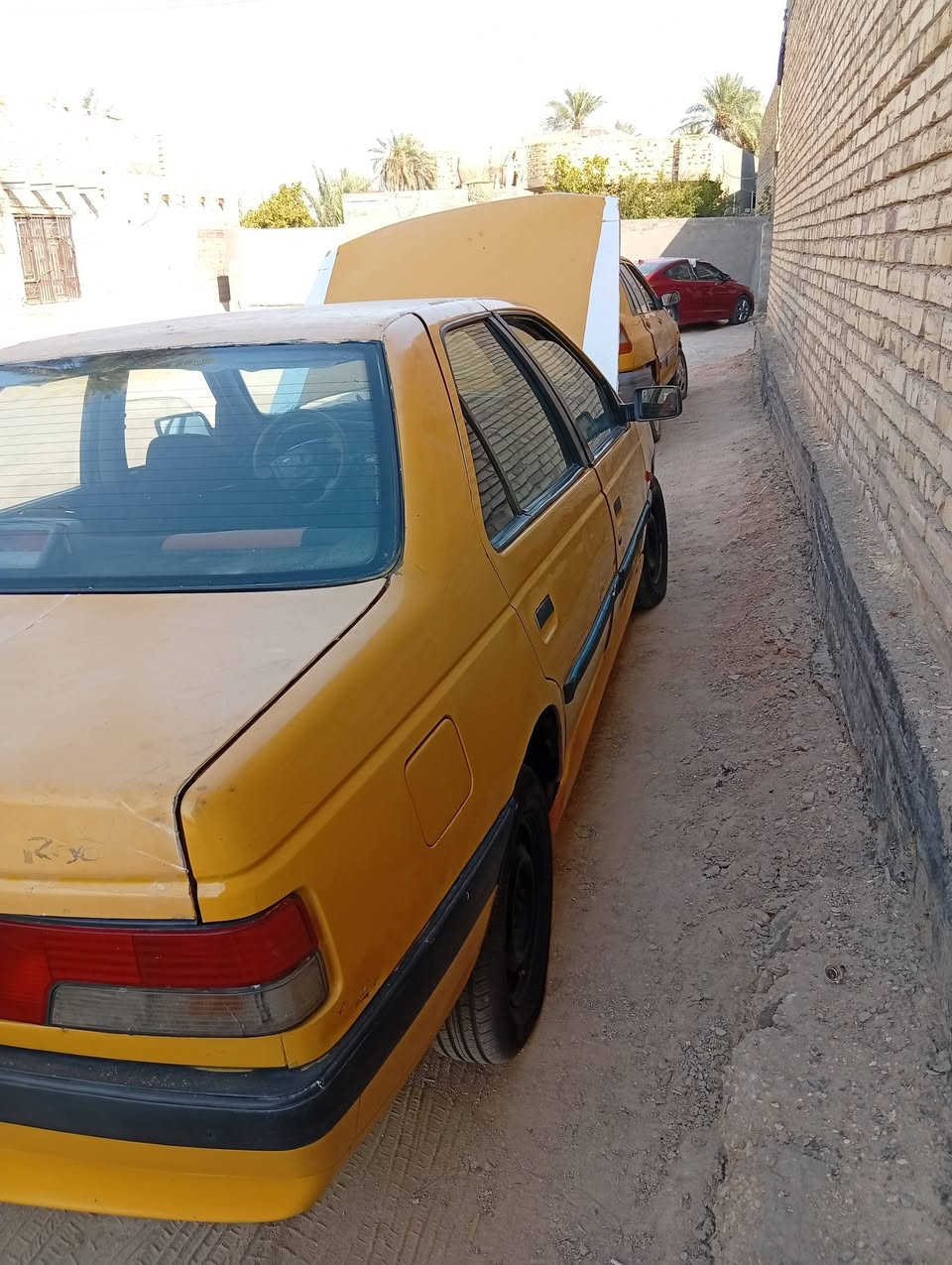 السلام عليكم بيجو روى موديل 10 او بيع او مراوس السعر 14 عليها يا 500 على المشتري وراعيها يريد مداور/***********

