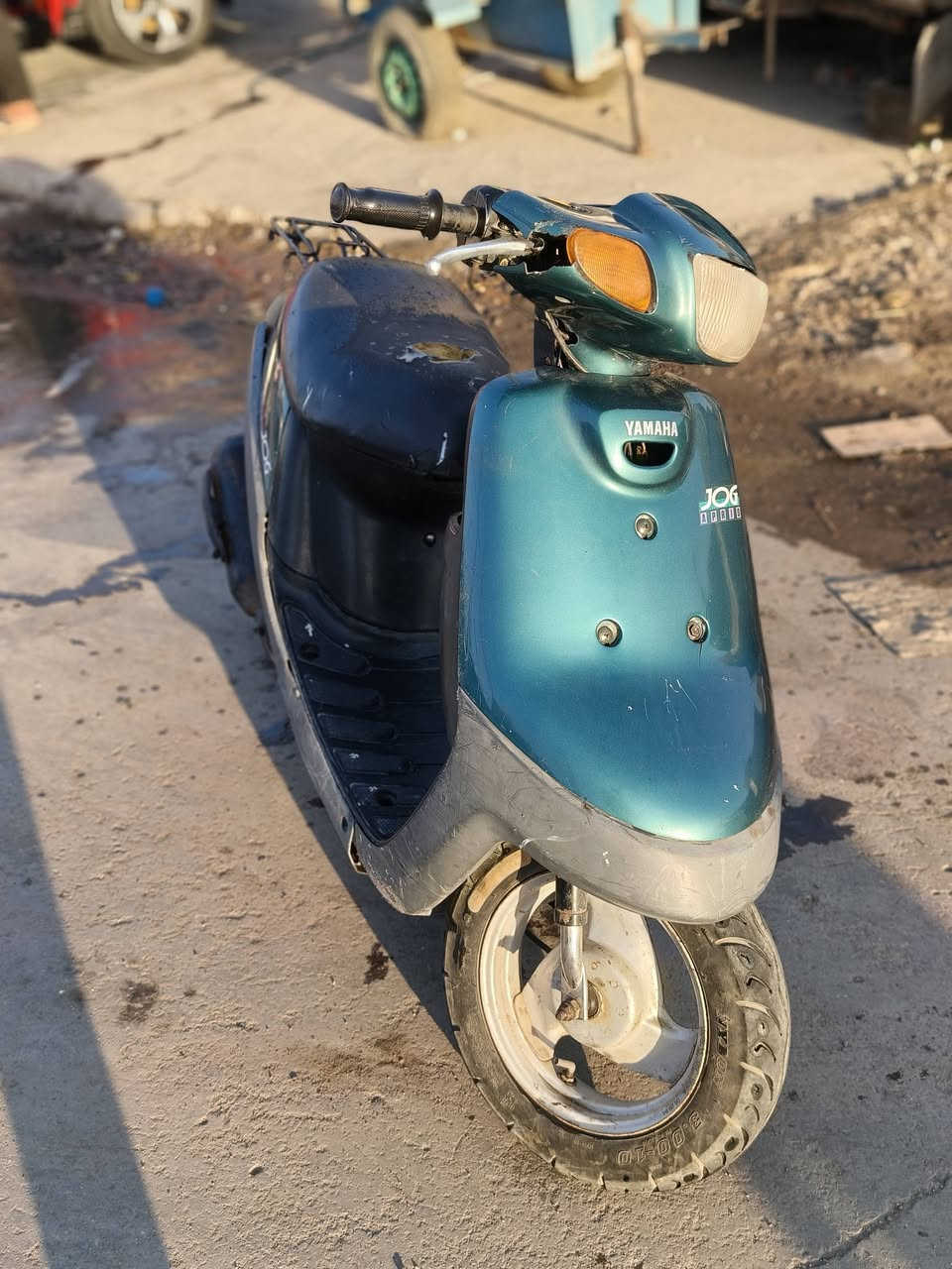 السلام عليكم للبيع أو مراوس 
بطه الدراجه حلوه مكينه ناعمه خرسه 
أوراق أصولي بسمي تحويل شوكت ما يعجبك 
الدراجه فقط لايت وبك لايت مايشتغلن عوزهن كلوبات  فقط
سلف عوزه باتري  هندر واحد ☝شوكت ما تجي شلعه فول معدل دك 60 السعر 200وبيها مجال مكاني ميسان حي الجامعه رقم الهاتف***********
