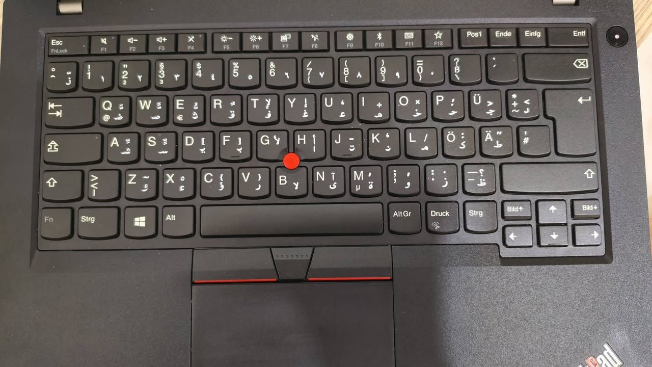 لابتوب Lenovo ThinkPad
كوراي 5 جيل 7 رام 8 كيكا وهارد 256 كيكا
نسبة صحة البطارية 85% حجم الشاشه 14 انش كارت الشاشة مدمج من نوع Intel UHD Graphics 620 منصب عليها ويندوز 11 Pro اصلي مفعل مدى الحياة ملحقاتها شاحنة وجنطة 
السعر 285 الف وبيها مجال للشراي 
واتساب او اتصال ***********

