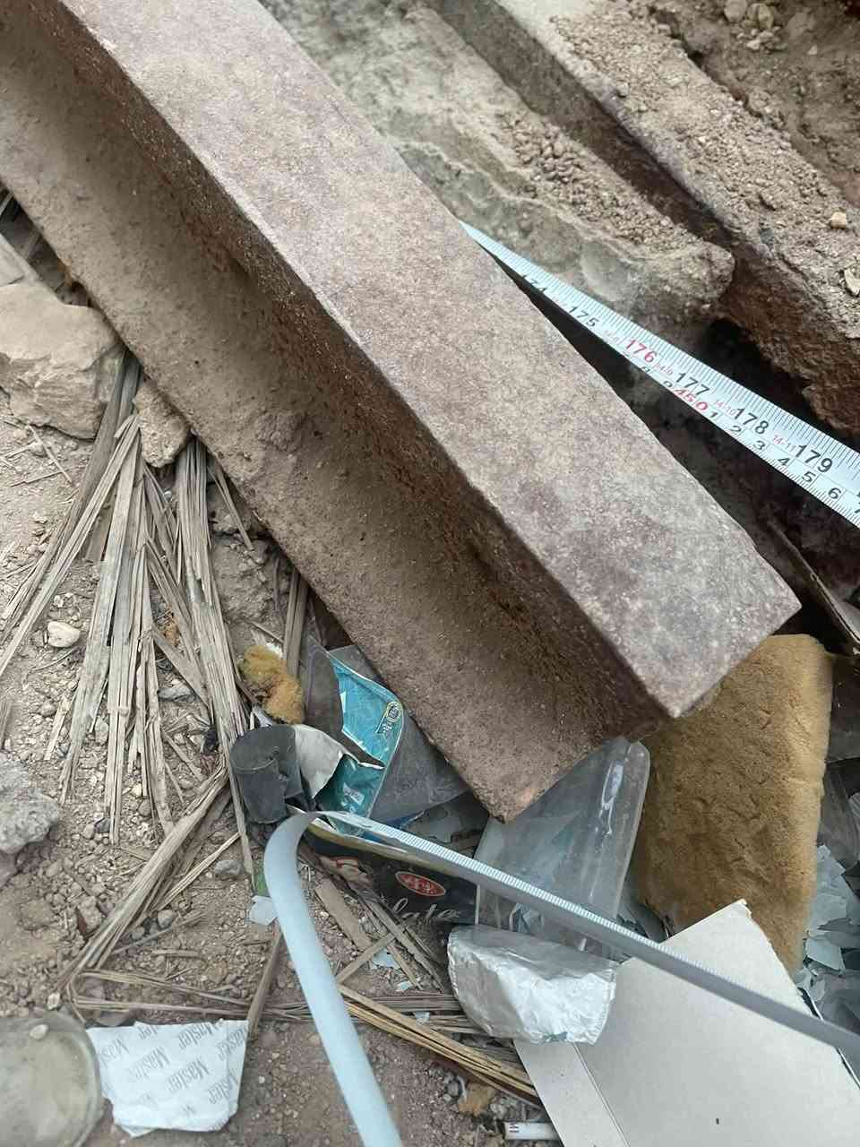سلام عليكم شلمان ثقيل للبيع يفيد تكم وجسور عدد ٧. اقل طول٤ متر و٧٠ سم  الباقيات اطول منها عنواني بصره دير الشافي اطول وحده ٥ متر. سعر الوحده ٨٠ الف وأنه خادم رقمي ***********
