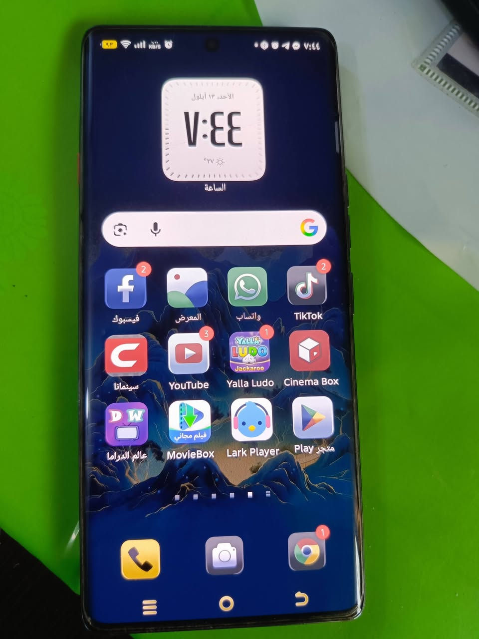 كامون 40برو فايف جي ذاكرة 256 رام 12+12 بطارية 5200 نظافة 98 بدون ملحقات مكفول من العطل والتصليح  السعر خاص او اتصال *********** الكوت المركز
