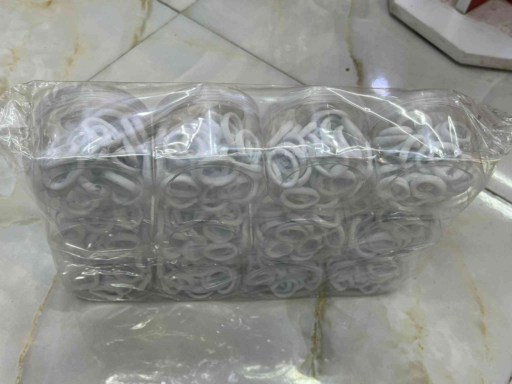 مستحضرات تجميل • لا تفاصيل