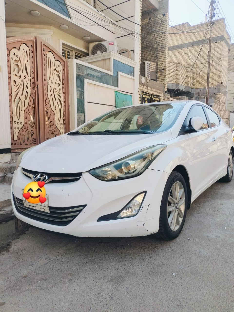 السلام عليكم النترا 2016 مسجلة 2015 محرك 1800 خليجي رقم بغداد باسمي تحكم جهتين فتحه تبريد قطعتين 
بيها جاملغ امامي الصدر مصبوغ وباب الصدر بارد زغير باب خلف الصدر صبغ وخمس اصابع يم فتحة البانزين صبغ وبيها حالوب هم ماشيه 132 الف نظيفة مابيها اي نقص مكينة حدادية تبريد تايرات كهربائيات كلها جاهزه وفيديو الضربه الي نصبغت على اثرها القطع المذكوره موجود قبل التعمير مكان السياره بغداد البلديات رقم الهاتف ***********
