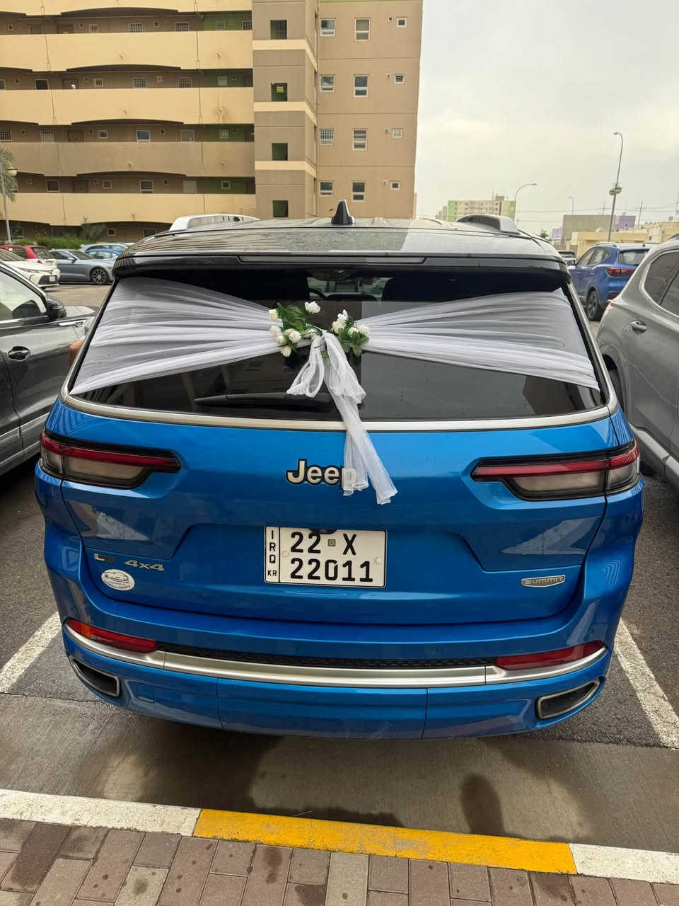 السلام عليكم 
جيب سومت رزريف  يعني vip امريكا
موديل 2023 
ممشى 28 الف فقط 
السيارة مابيها ولا قطرة صبغ 
بيها فقط مكان واحد بارد وهايهيه ولا نقطة صبغ 
السيارة بيها رقم مميز 
مواصفات ميحتاج اذكر 
السومت معروفه تدليك وجكات وناظور ليلي وجلود داخليه غير وخشب طبيعي وهواي امور  
هذا رقم تلفوني ***********

