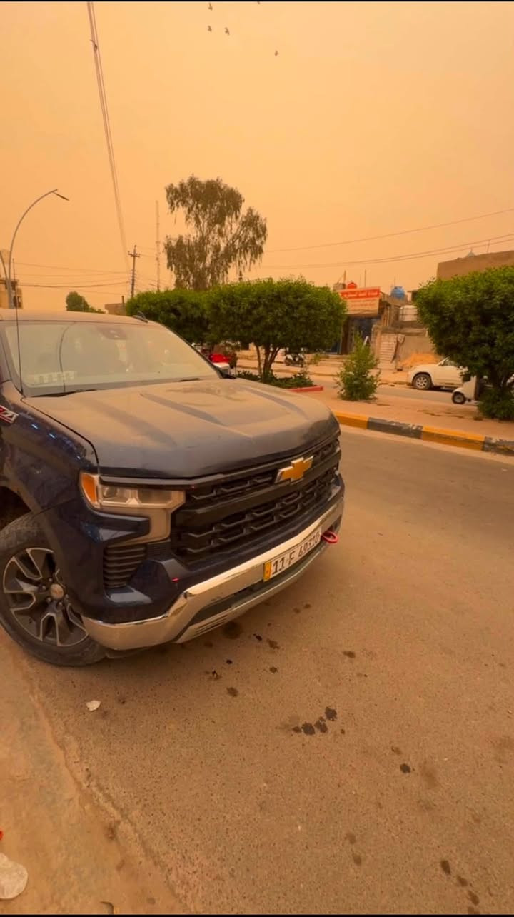 (للبيع الي بخاطره ) سلام عليكم شلون شباب طيبه سياره شوفرليت

2023 فول السياره كامل مواصفات ماعده الفتحه والرادار سياره

خير من اللّٰه من كير ومكينه وتخم تايرات جديده وتحويل ثاني يوم

حادثها باب البدي وخشم البنيد راجعات بارد السياره V8 5.3 سياره
حلوه وخير من اللّٰه صلوات على محمد

هــ*********** بيك خير وتدلل موجوده بغداد

