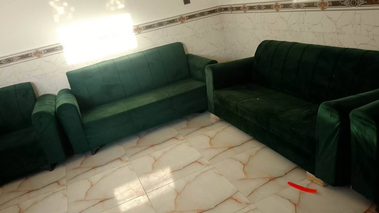 قنفات عشر مقاعد السعر  100 رقم الهاتف ***********
