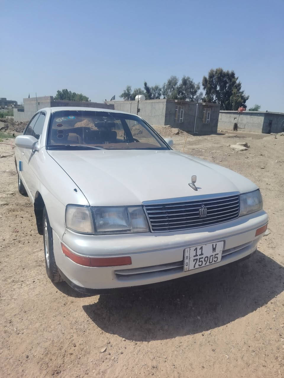 بطة موديل1992 مكفوله من الكصة والنقل  رقم بغداد مشروع وطني بسمي هزه جديده سنوية لل29 علما السياره بيها منضومة غاز ⛽ وبنزين  ومصبوغه عام لجمالية كهربايات شغالة تواير جدد 
محرك كير مكفولاات. محرك2500 سعرها40بيها مجال قليل  عنوانها كوت شارع نفط
***********
