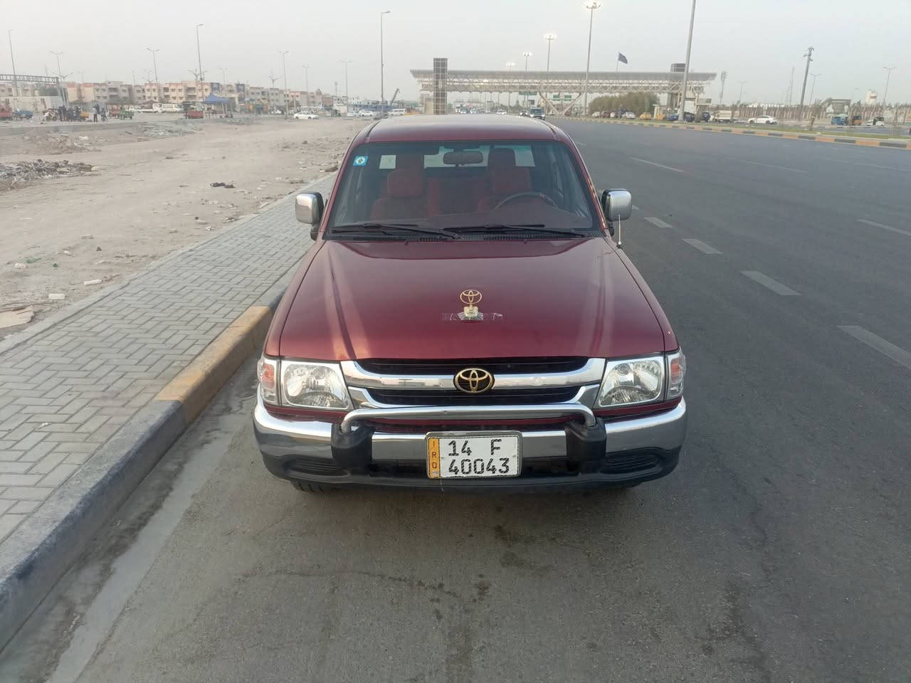 سلام عليكم بيكم جمره 2005 البيع مصبوغه صبغ عام الجماليه لون رماني كشنات منفصل تخم تاير جديد تبريد ثلج  كير محرك شرط العنوان البصره براضعيه الرقم *********** السعر 130
