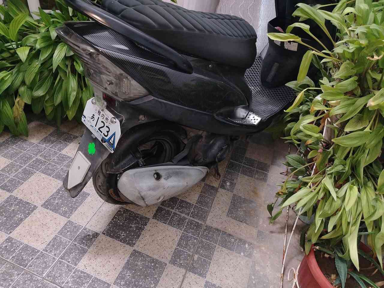 ماكس عدله لبيع كولشي شغال بلاديه ٤٩ مامفتوحه رمبه صارلي ٣ أشهر من نزلته رايده ٩٥٠ بيه مجال *********** رجا لحد يكسر بيه ميعجبك لاتعلق محتاج فلوس  مكاني بغداد
