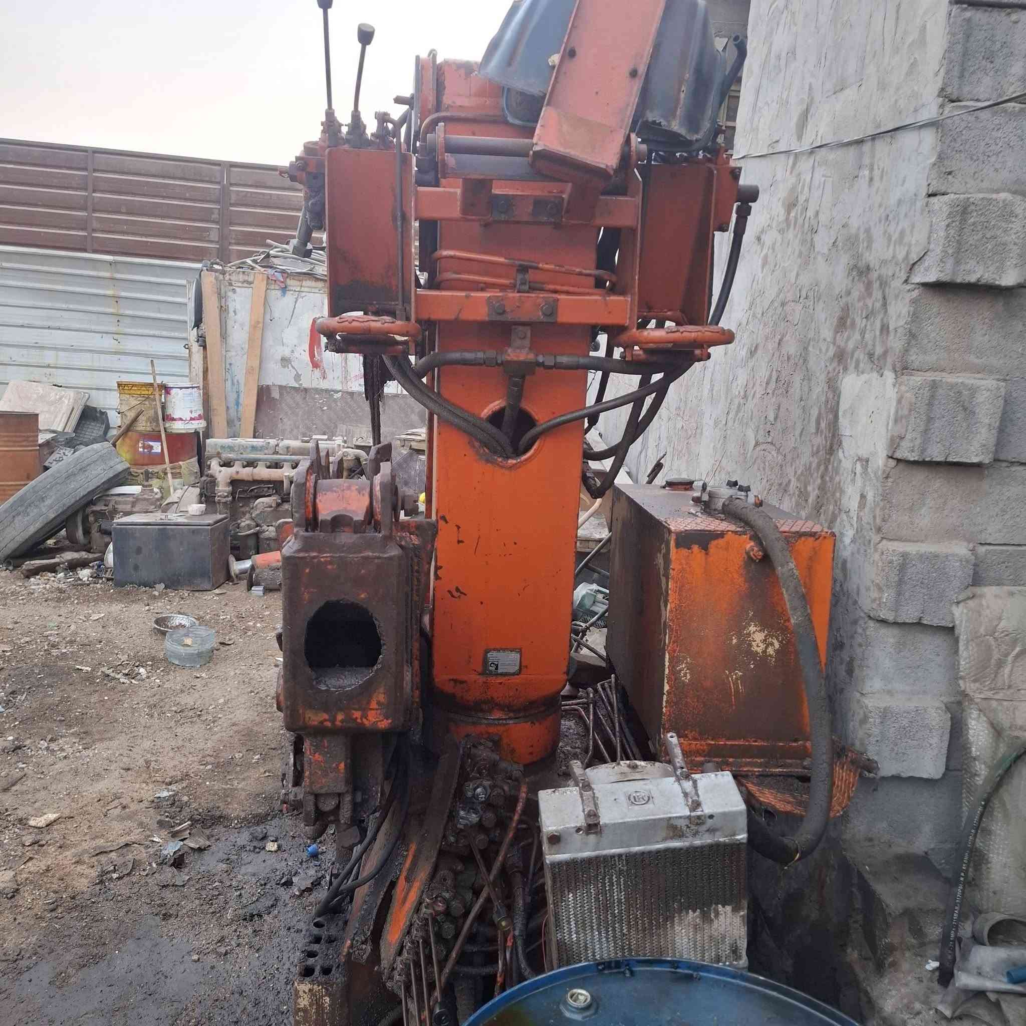 البيع جهاز هياب ١٠طن ٣ سلايتات دبل رئيسي ودبل كسر ما بيه لا فطر ولا كسر مكان بغداد الاستفسار ***********
