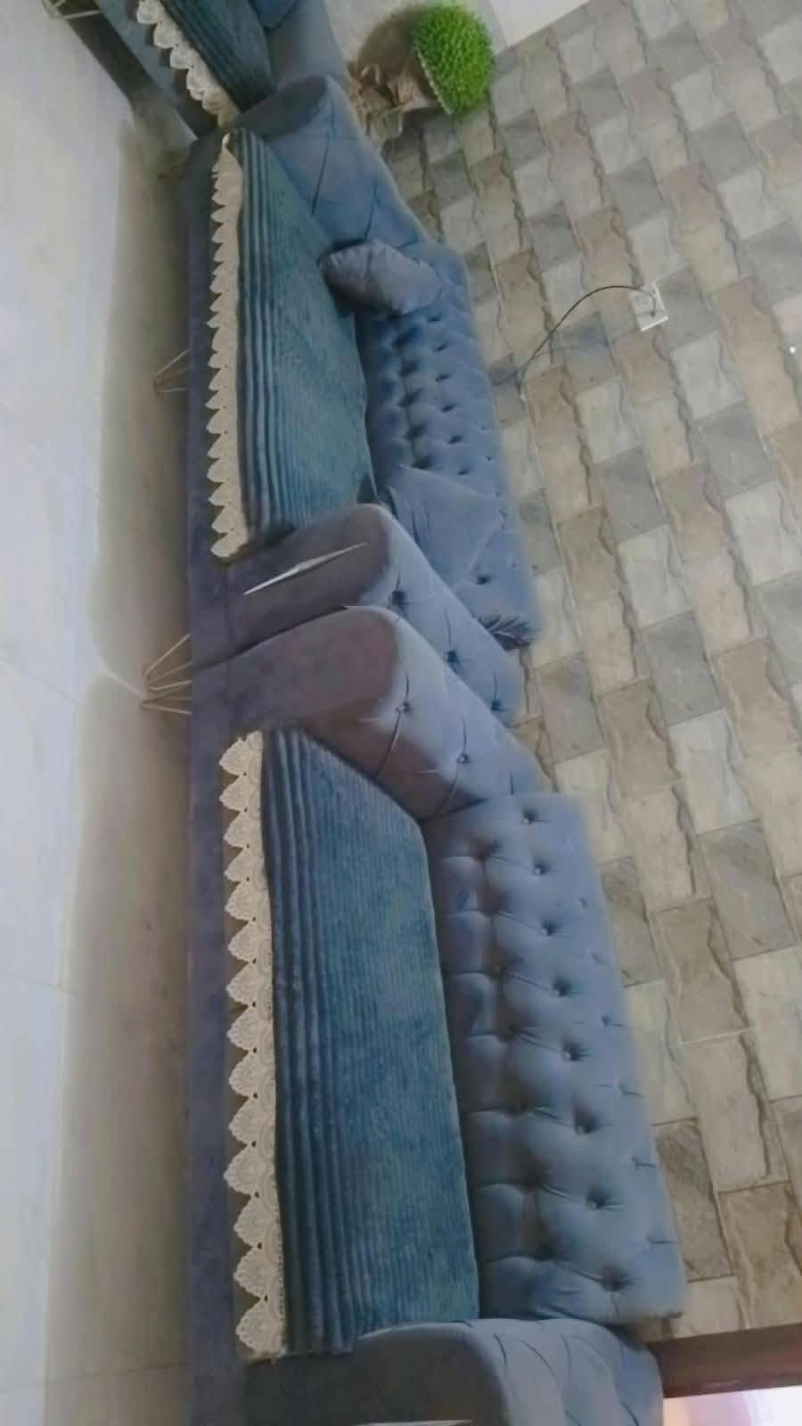 غراض للبيع كلمن وسعره اخذ سكرين وادخل خاص
