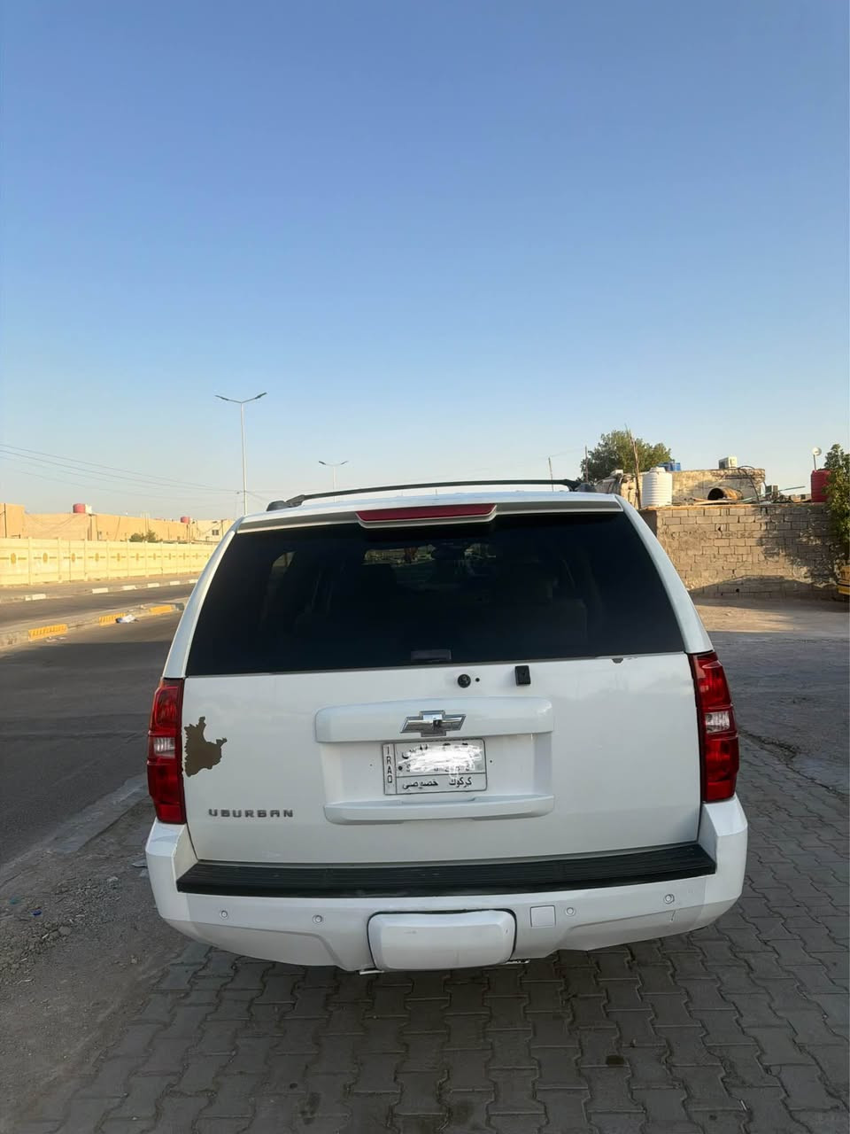 السلام عليكم شوفر ليت تاهو سوبر مان 2008 6 برغي كير محرك حداده تخم تاير دوشمه جديده جاهزه وسعر مناسب للي ايريد يعيش رقم كركوك وكاله ثاني يوم شرط رسميات بشرط السياره جاهزه للاخير ما بيه اي شي شرط 
السعر115 مكاني البصرة 
*********** البصرة, العراق
