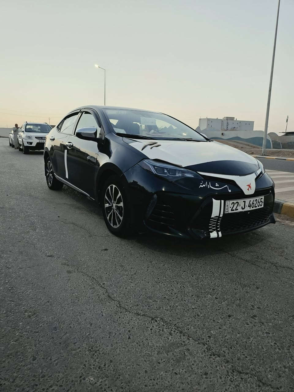 ​🚘 تويوتا كورولا 2017 للبيع 🚘
✨ المواصفات 
​الموديل: 2017
​الحالة: سيارة  (كاملة المواصفات ونظيفة جداً) ✨
​المحرك: بالشرط والفحص ⚙️
​الكير: بالشرط والفحص ⚙️
​الصدر: جديد بحالة ممتازة 🛠️
​الضرر:  بنيد وجاملغ فقط 🚗
​وضع السيارة: محرك وكير وصدر بالشرط، جديدة وما تحتاج أي مصروف 👍
سعر 118وبي مجال
​📌 للتواصل والاستفسار:
📞 رقم الهاتف: ***********
📞 رقم الهاتف: ***********
📍 المكان: تكريت - الديوم
