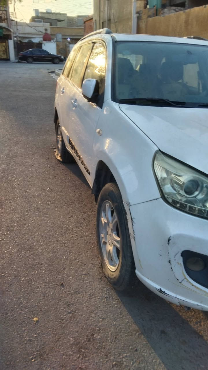 للبيع تيكو موديل ٢٠١٣
مكفولة من الضربة فقط طخات بسيطة 
كير كهربائي مكفول محرك مكفول 
تبريد تدفئة جاهزة فقط هملت السيارة من ٤ اشهر بسبب حالة وفاة عندي من اشتريت محولته بأسمي وضاعن مني لوحة خلفية وسنوية صاحب السيارة بلتاجي شرط التحويل ابيع او تريد شخص يطلع لوحات انكليزي وسنوية طلب ٦٠٠ الف 
السيارة عارضة ٣٩ وبي مجال بسيط 
للتواصل ع الخاص او الإتصال ***********
