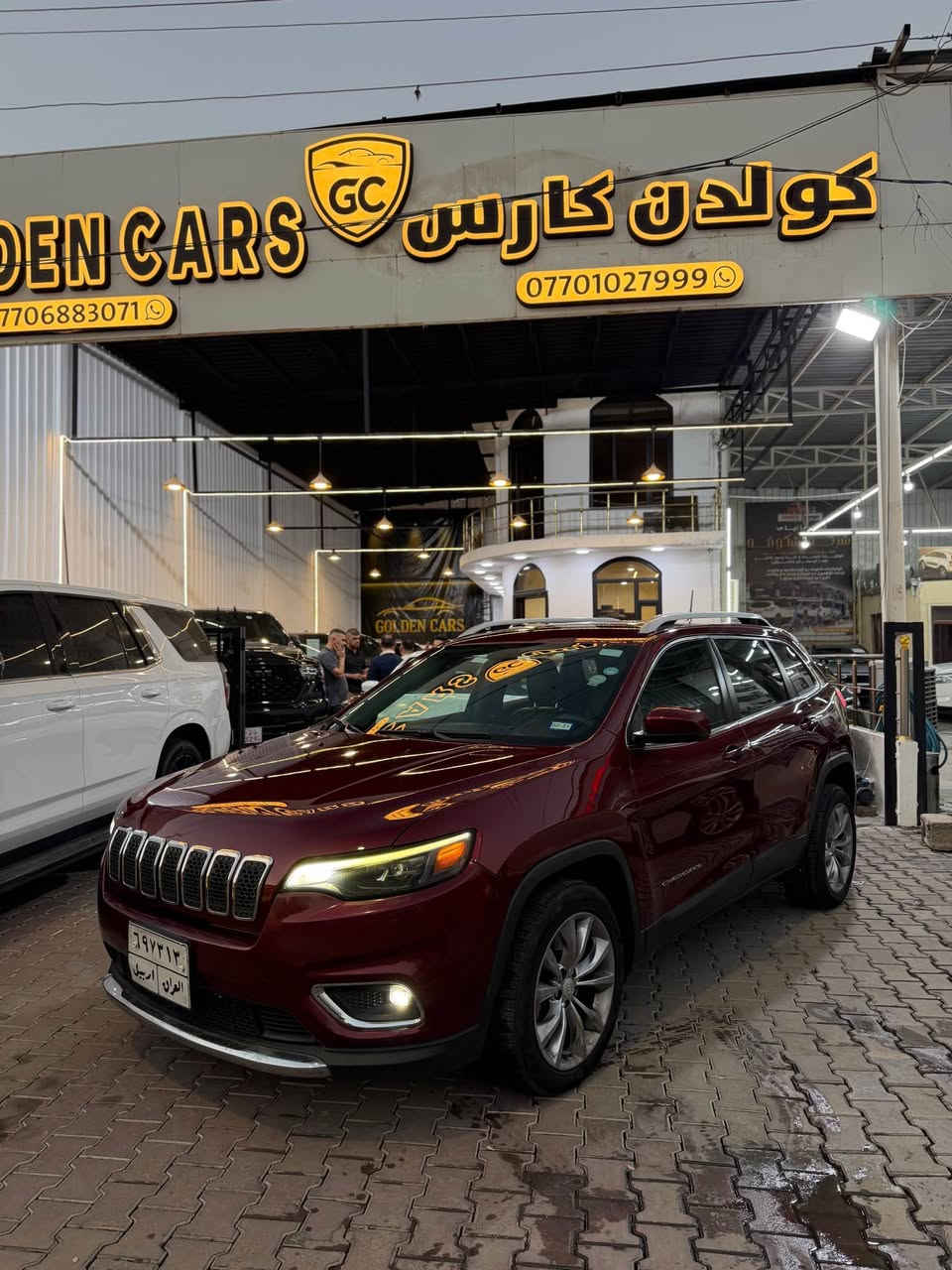 جراند شيروكي ليميتد • ٢٠١٩ • بند صبغ