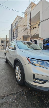 للبيع او مراوس.  نيسان روج 19  وارد امريكي  فقط البنيد صبغ و الجاملغ ب...