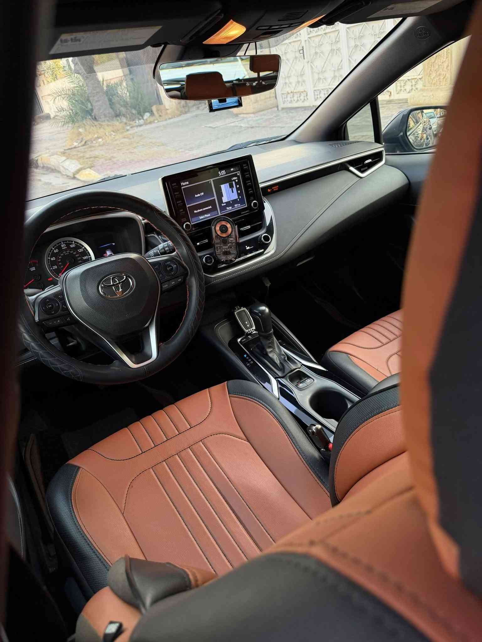 🚗كورلا هاجباك موديل 2022 se 
لون رصاصي ماشيه 39 الف كيلو فقط 
محرك 2000 مع خاصية السبورت
 
🔺الحادث جانبي ابواب الصدر فقط (( فقط ايرباك تكمه بدون ضرر شاصي او لغود )) السياره كلش نضيفه وماشية قليل وكاااااملة مكملة من كلشي
📣المواصفات:-
🔴بصمه تشغيل بصمة
🔵ويل كب بلادي 
🔴رادار أمامي توقف آلي
🔴شاشه كبيره
🔵كامره 
🔴هند بريك بصمه
🔵اوتو هولد 
🔴شفتات
🔵السيارة مغلفه بالكامل من الداخل مع عازل حراري اصلي
🔴تحكم جهتين 
🔵ابواب بصمة دخول ذكي
السعر 138
🧾مكان السياره بغداد المنصور كماليات اسطنبول سنتر
للاتصال ٧٧٣١١٨٩١٠٦

