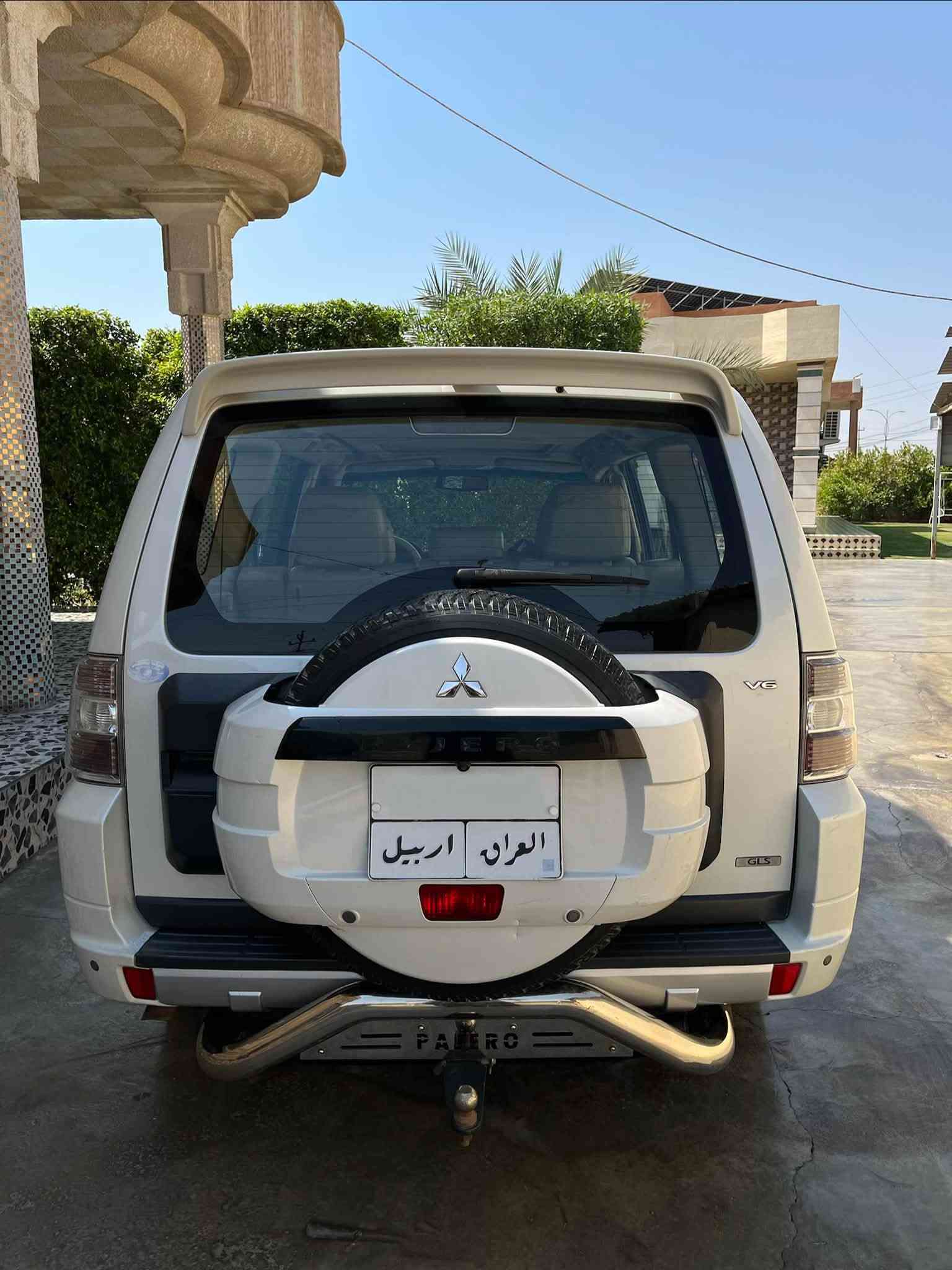 للبيع…
مسيوبيش باجيرو 
رقم اربيل سنوية صاقطة 
موديل /2014
مكفولة كفالة عامة  
مصبغ فقط البنيد 
كشن كهرباء 
فتحة سقف 
حساس خلفي 
كامرة خلفية 
هــ/***********
هــ/***********
