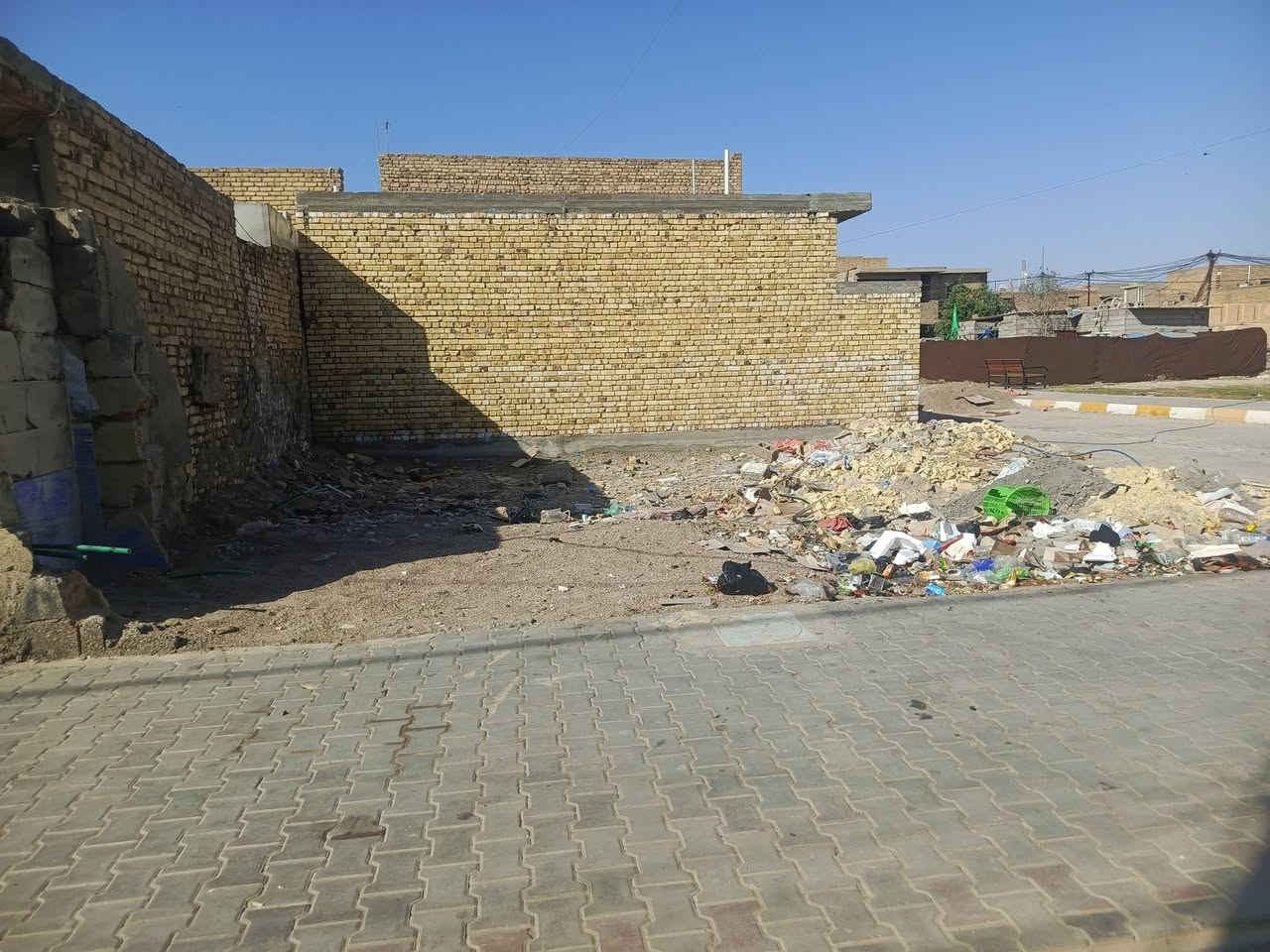 السلام عليكم
100 متر مربع 10في 10  للبيع

ركن ع شارعين 6 متر وحديقه 

الموقع //حي الجهاد -شارع بيت صبر تامول 
(العنده مراوس بيت مطلوب اسكان او مبادرة او حسب الاتفاق)

***********
