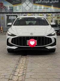 ام جي M5 • موديل ٢٠٢٥ • ٢٨ الف