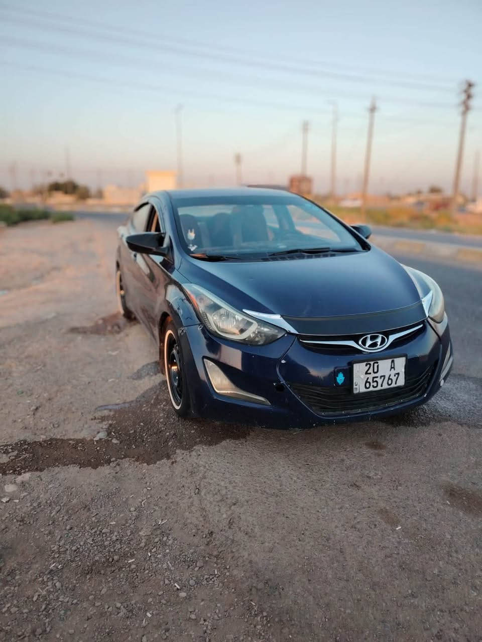النترا ١٤ وارد سياره كامله حادث الجاملغ الخلفي مثل ما واضح بسونار بدون دواخل محرك ١٨٠٠ صدر وتبريد جاهزه سياره مرتبه ومناسبه رقمها ديالى ومكانها ديالى الخالص سعرها ٨٩ بيها مجال بسيط.                  ***********
