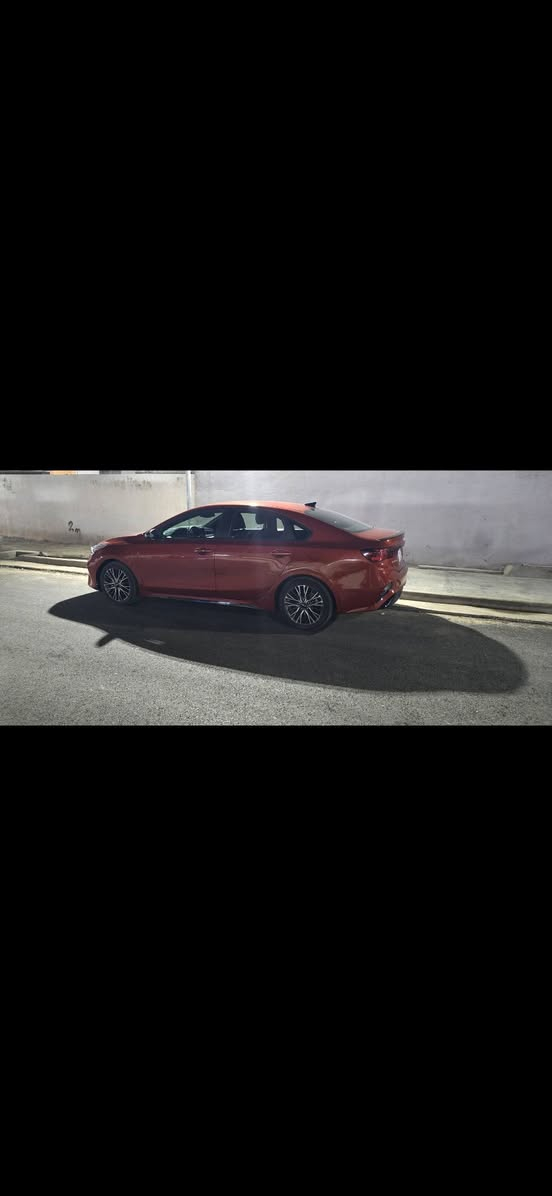 🚘 كيا فورتي GT-Line موديل 2024 – وارد أمريكا للبيع
📍 عداد الكيلومتر: 69,000 كم (قابلة للزيادة) 🔧 الحالة الفنية:
• كير، محرك، وتبريد بحالة ممتازة جدًا
• الضرر محدود: صبغ الجاملغات الأمامية وربع الجاملغ الخلفي مع تكحيل بسيط في الباب الأيمن
✨ المواصفات: كاملة باستثناء فتحة السقف
💰 السعر: 140  ورقة
📞 للاستفسار والاتصال:  ***********
