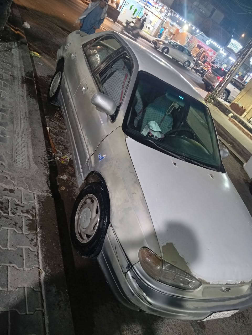 سلام عليكم النترا للبيع موديل 94 داخل جديد صدر جديد تخم تأير جديد كير جديد سياره بالديه لا صبق ولا معجون ولا حادث جام كهربائي بصمه تتفتح محرك 1800السعر 28 رغم بغداد تحويل ثانيوم ***********
