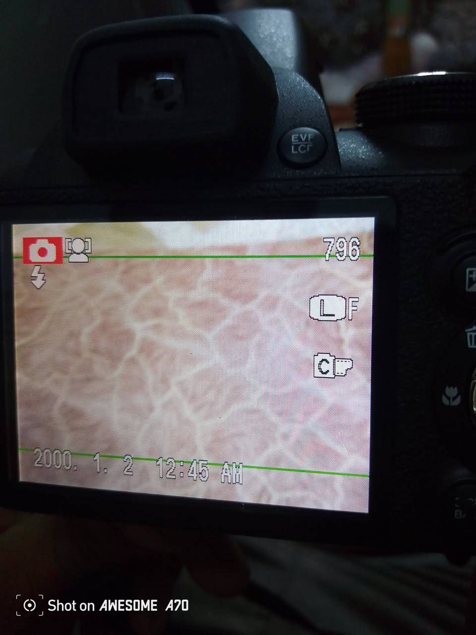 كامره فوجي فيلم فول مواصفات للبيع 100وبي مجال شحن وباتري جاهزا فيديو صور ميموري ***********وتساب وخط متوفر
