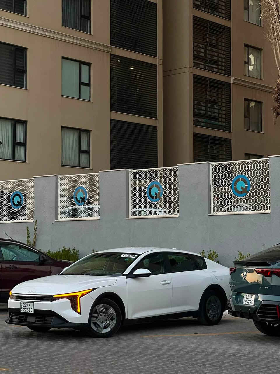 السلام عليكم
KIA K4 2025
دخول وترقيم جديد تحويل وكالة موجود
رقم اربيل
المواصفات
بصمة ابواب
لد امامي 
لد خلفي 
رادار امامي
رادار خلفي
رادار جانبي
فول تحكم ستيرن 
تحديد مسار
قيادة ذاتية
مثبت سرعة
اوتو هولد
سايد بريك بصمة
عداد دجتل
شاشة متصلة
كامرة دوارة
تدفئة كشنات
محرك 2000 دوش ✈️✈️✈️
السيارة بدون قطرة صبغ
دعامية فقط وراجعة بلادي
السعر:173$
الموقع:بغداد حي الجهاد
للاستفسار:***********
***********
