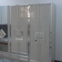 غرفة • نضيفة • جديدة