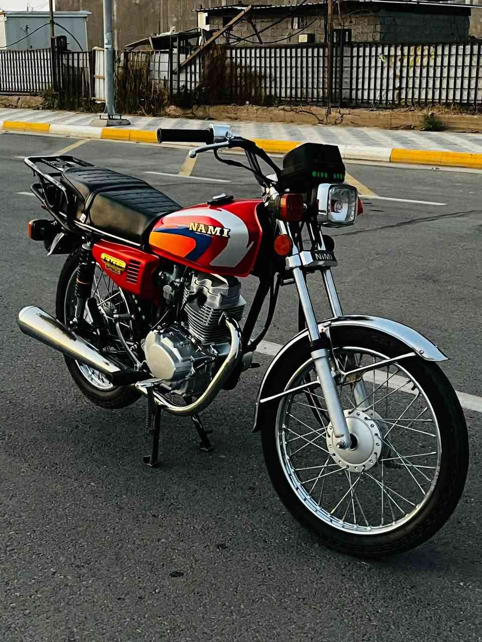 سلام عليكم
سكنر 27 مكفوله كفاله عامه سعره 800 وبيه مجال للشراي ‭***********‬
