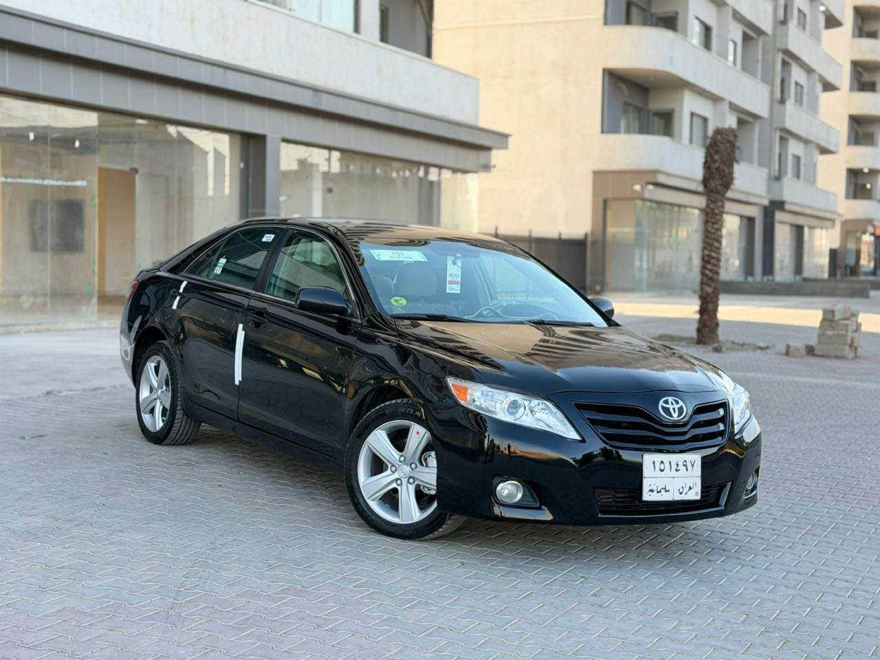 سلام علايكم 
كامري موديل 2010 LE 
تحكمات استير تحديد سورعه  داخل اصفر  كشن كهربا  ويل كروم

رقم السليمانيه   شرط تحويل 

كير محرك بشرط لا صوت لا صرف لا بخار
سيار احل من صور

سياره مكفول من صبخ  بدون صبغ بي مكانين بارد و كارت 

سعره95 بي مجال قلليل
*********** كركوك, العراق
