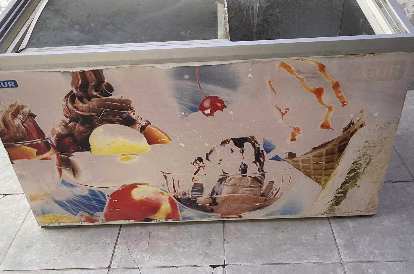 من رخصة الأدمن عارضه بلاديه غاز شركه للبيع سعرها ٢٠٠ الف ***********
