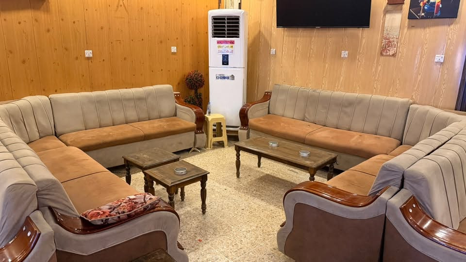 تخم قنفات للبيع مستخدمات 5 جلسات تحمل 50 نفر للاستفسار ***********
