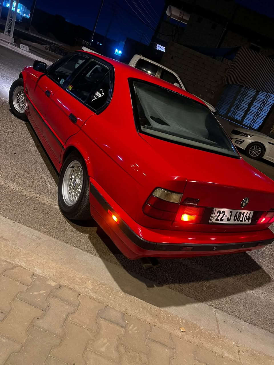 بي أم دبليو 525 كفالة عامه عدا صبغ جماليه سيارة جاهزه السعر 70$ *********** ترهم بيع ومراوس العنوان بصره قضاء صفوان ￼￼
