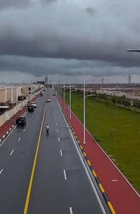 مجمع النرجس • ٥ غرف • مقابل حديقة