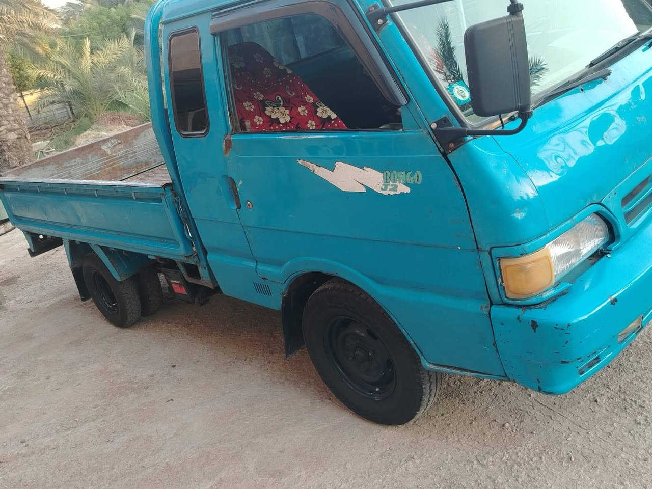 كيه بنكو للبيع
موديل ٩٥ سته جنكال
محرك كير شاصي مكفول صدر تخم تاير جديد وياها محجر 
للاستفسار ***********
*********** وتساب
