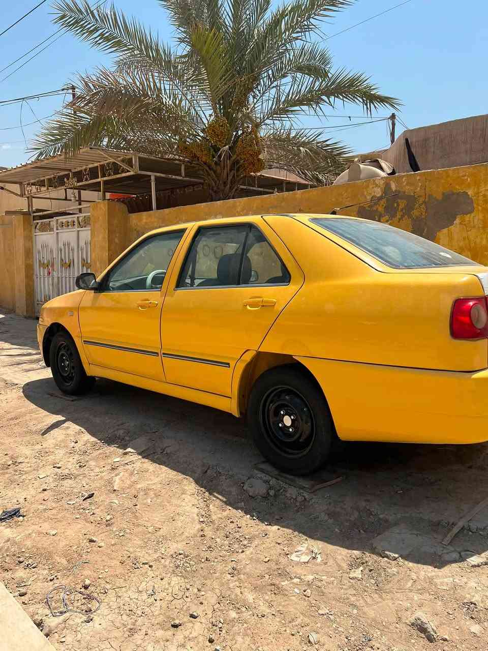 السلام عليكم للبيع شيري كوين موديل 13 كير ومكينه كورله يارس نضيفات السياره جاهزه تبريد ثلج حداديه امامي خلفي وكلشي شغال بيه وخير من الله السياره مكان السياره بابل الحله استفسار على الرقم *********** سعر السياره 35 وبيه مجال بسيط
