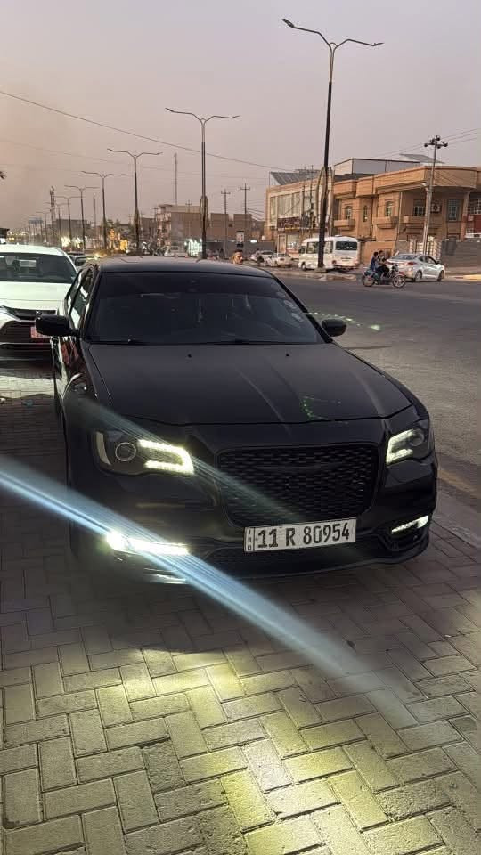 وباما للبيع موديل 18s
فول مواصفات معروفه واصفات لs
بنراما 
تدفئه بل كشنات 
نقطه عمياء 
هيتر بل مري 
سونارها بل صور
رادار امامي بس مبيوك بل حره 
سياره حادثه جاملغ وبنيد وكلير جاملغ لخلفي من امريكا بيه تعديل بل شاصي البدنه فقط بسيط سياره فور ويل بس مبرمتجه تو ويل يعني هسه حاله حال تو ويل 
سياره خير من الله نافظه قبل فتره من كلشي بلكات فيتبم مال كصه جايبله يعني تنسه توكفك تخم تاير سياره تاخذه ربع متصرف عليه حماة انسها بعز تموز تقره عندي 98 سياره خير من الله 
سياره رقم بغداد بسمي مكاني الفلوجه تحويل ثاني جايني من بعيد اخليك بعيوني تجي تبات يمي ثاني يوم اخذك احولك سياره بغداد واكلك شايف 
خيره وتروح مكاني الفلوجه شارع 40 
السعر 175 وبيه مجال

ت(***********)

نص مكتوب في الصور:
- Termal sonar ve boya tespiti için Royal Cars Center
- مركز رويال كارس
- ROYAL CARS
- سونار - بولش - نانو سيراميك
- SONAR
- CARS
- ROYAL
- ملاحظة: تخلي كافة مسؤوليتنا بعد تسليم التقرير
- اسم الزبون
- محمد يحي
- نوع السيارة
- اوباما
- الموديل
- ٢٠١٨
- رقم السيارة
- ٨٠٩٥٤ بغداد
- التاريخ
- ٢٠٢٦/٦/١٤
- يوجد صبغ، تكتيل، رصعات و خدوش في الاماكن المحدده
- الجانب الايسر
- يوجد تكتيل، رصعات و خدوش في الاماكن المحدده
- الجانب الايمن
- 11 R 80954
- ضرر في مقدمة الشاصي البدنة، لم يتم فحص ما تحت الفابلون
- الصد الامامي
- سليم، لم يتم فحص ما تحت الفابلون
- الصد الخلفي
- يوجد رصعات و خدوش في الاماكن المحدده
- الجزء العلوي
- غير مسؤولين عن الفابلون و الدعاميات
- للفحص بالسونار
- ***********
- ضرر كومد تبديل تكحيل
- كلب بارد صبغ
- الانبار
- الرمادي
- شارع
- المعارض
- الموحد