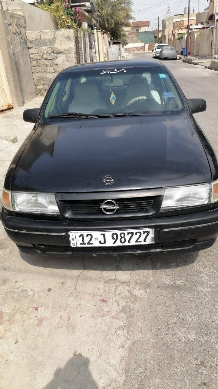 السلام عليكم اوبل 16موديل92 للبيع صبق جماليااسياره حلو صندوك سعر 37 بي مجال سنويةال 2031جاهزة السيارة مكانها حي الكرامه الاستفساراتصل ***********واتساب
