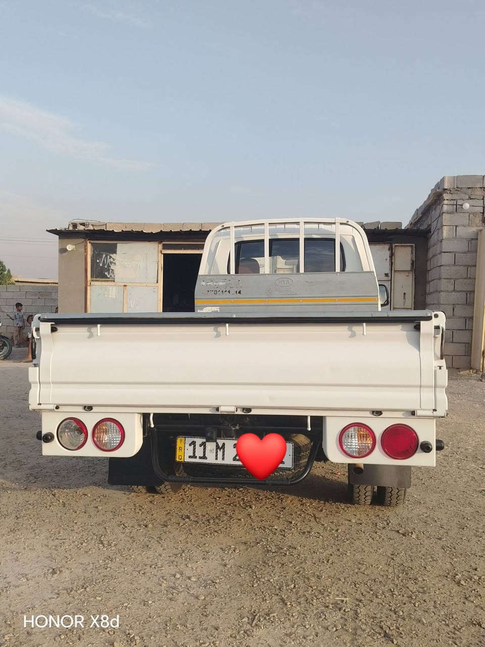سلام عليكم كيا للبيع موديل 22 مكفوله كفاله عامه السياره وضع شركه ماشيا ١٠٠ ألف تبريد ثلج رقم بغداد إنكليزي جاهزه للعمل ***********

نص مكتوب في الصور:
- HONOR X8d
