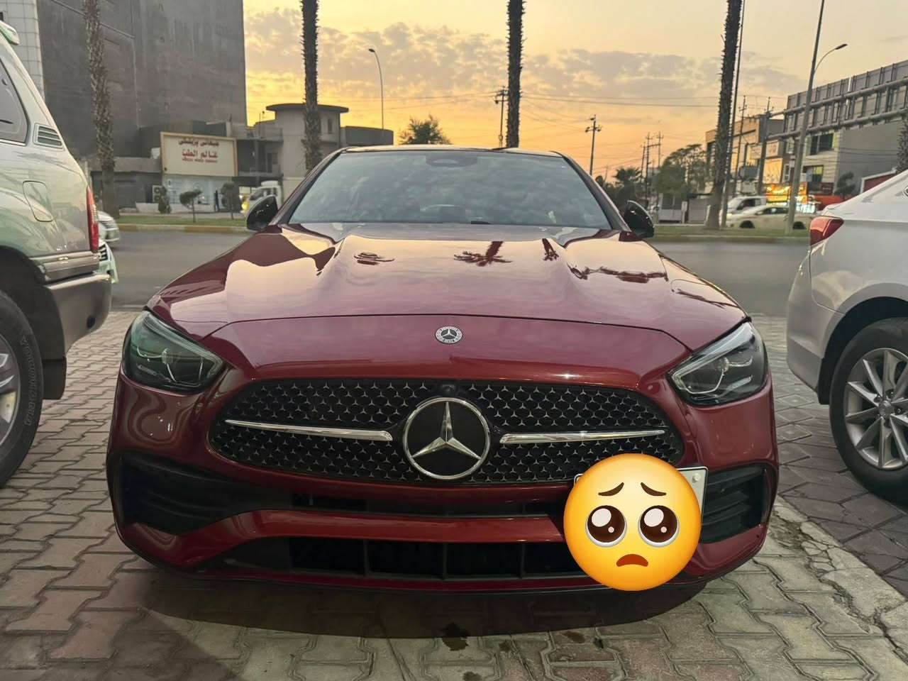 🔥 للبيع مرسيدس C300 AMG Black Edition 🔥

🚘 Mercedes-Benz C300 – AMG Black Edition
✨ لون أحمر ماروني مميز وفخم
📍 واردة أمريكي – أربيل
🔢 مرقمة أربيل باسمي
🛣️ العداد: 14,000 ميل فقط

💎 المواصفات:
• AMG Black Edition / AMG Body Kit
• كاميرات 360°
• نظام صوت Burmester الفاخر 🎵
• سقف Panoramic
• إضاءة داخلية Ambient Lighting
• شاشة ونظام MBUX
• مقاعد كهربائية وذاكرة
• Keyless Entry / تشغيل بصمة
• Apple CarPlay & Android Auto
• حساسات أمامية وخلفية
• مثبت سرعة
• Blind Spot Assist
• Lane Assist
• أنظمة أمان ومساعدة السائق
• جميع الإيربكات سليمة وأصلية ✅
• السيارة داخلة بدون حادث
• الصبغ صفحة كاملة في أمريكا
• نظافة عالية جداً وحالة مميزة

🔥 سيارة فخمة، رياضية، ومواصفات كاملة، واللون الماروني يعطيها حضور مختلف تماماً.

💰 السعر: 339 ورقة

📍 العنوان: أربيل
📞 للاستفسار: *********** بغداد, العراق
