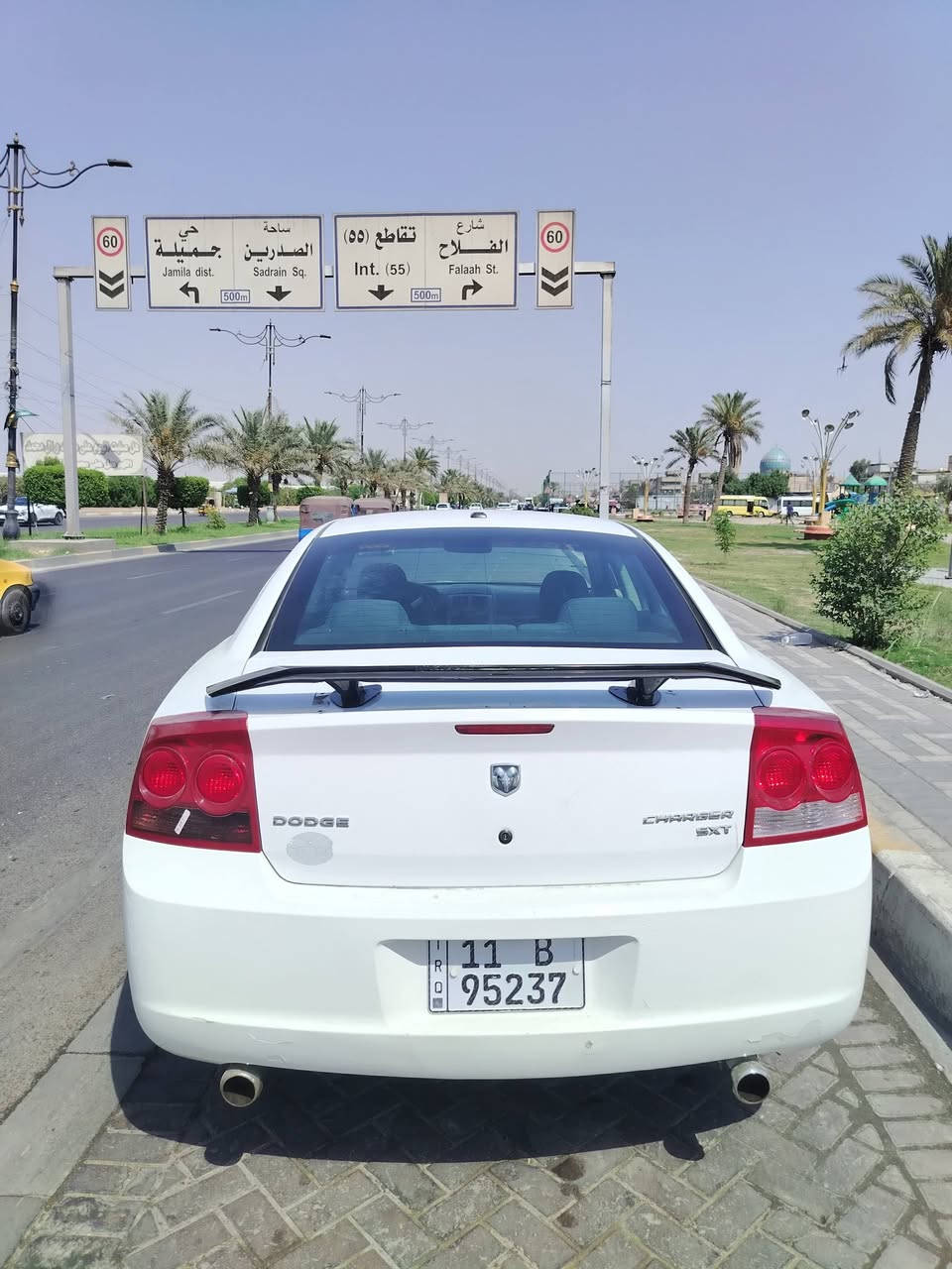 السلام عليكم جارجر 2010 بيها جاملغ امامي وبنيد وباب خلفي  صبغ رقمها دولي الجديد بأسمنا مكانها بغداد مدينه الصدر السعر 85 وبيها مجال
***********
السلام عليكم جارجر 2010 بيها جاملغ امامي وبنيد وباب خلفي  صبغ رقمها دولي الجديد بأسمنا مكانها بغداد مدينه الصدر السعر 85 وبيها مجال
