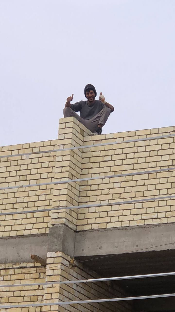 خلفة بناء متفرغ حاليآ شغل درجة أولى استلام مهندس والتزام بالموعد مكاني بغداد الاستفسار رقم الهاتف ***********
